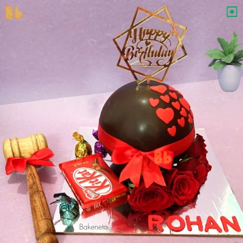 KitKat pinata full Ball cake is a surprise cake for your loved one. You can Order this surprise cake online in Noida, Ghaziabad and Noida Extension on bakeneto.com