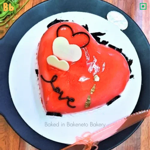 Heart shaped 1st Anniversary Cake is available online by bakeneto.com