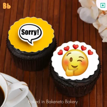 smile-sorry cup cakes