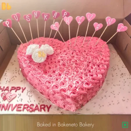 Heart Taker Cake is the best Valentines day theme cake available for online ordering and delivery in Noida, Indirapuram, Ghaziabad, Kaushambi, Vasundhara, Delhi, and Noida Extension by bakeneto bakery.