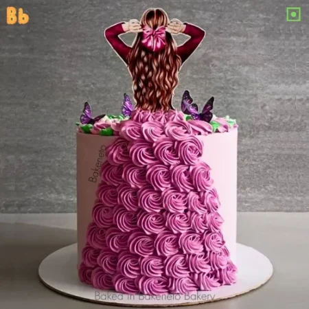 Fresh Pink Queen Cake is available for home delivery in Noida, Ghaziabad, Noida extension by the best cake shop nearby. Best Cake shop, bakeneto.com
