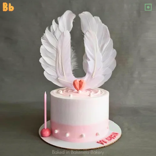 Fresh Wings Cake is available for home delivery in Noida, Ghaziabad, Noida extension by the best cake shop nearby. Best Cake shop, bakeneto.com