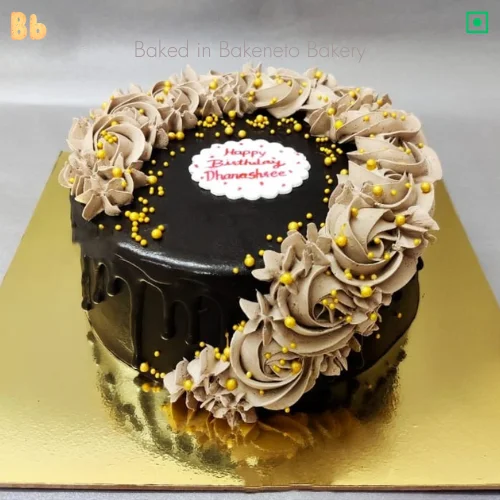 Order Cake in Train to Celebrate Your Happy Moments | RailRestro Blog -  Food in Train