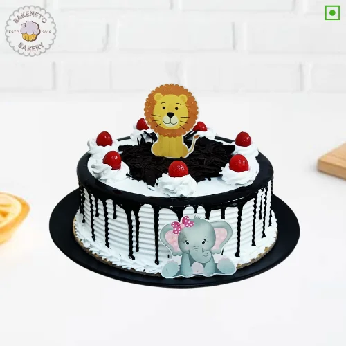 Blackforest Lion Cake Design | Online Cake Delivery in Noida, Ghaziabad, Noida Extension and Ashok Nagar Delhi. Bakeneto is most trusted for making customized birthday cakes, Customized wedding cakes, engagement cakes and Anniversary cakes.