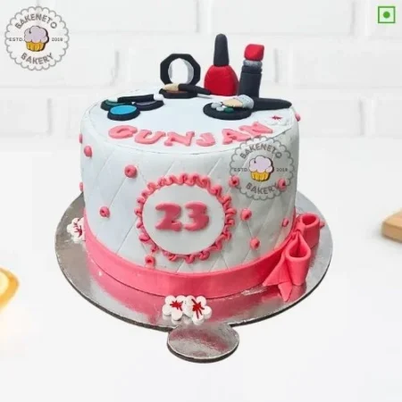 3D Makeup Cake| Order Birthday cake for Boys | 3D Makeup Cake | Cake Delivery in Noida, Ghaziabad, and Noida Extension.