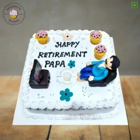 Retirement Cake Design for Fitness Freak's Birthday. Best Cake Delivery in Noida, Ghaziabad, and Noida Extension by bakeneto.