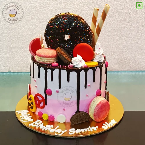 Doughnut Bliss Cake delivery in Indirapuram and Noida by the best cake shop. Same day cake available in just 2 hours in sector-3, sector-4, sector-8, sector-9, sector-10, sector-11, sector-12, sector-15, sector-22, sector-23 Noida, Indirapuram and Vaishali.