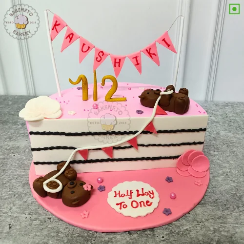 Order 6 Month Baby Cake online and get cake delivery in Noida, Ghaziabad and Greater Noida Extension near by areas by the best cake shop. Bakeneto provides online cake delivery service in 30 minutes in Indirapuram, Kaushambi, Vasundhara, Vaishali, Pratap Vihaar, Crossing republic, Noida Extension, Ashok Nagar Delhi, and Noida. Get your cake customized in 2 hours