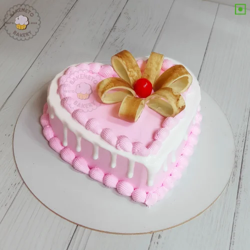 Silk Heart Cake is the simple sober cake for brother's birthday. Vibrant, delicious and fresh cake online by bakeneto in Noida, Ghaziabad and Noida extension